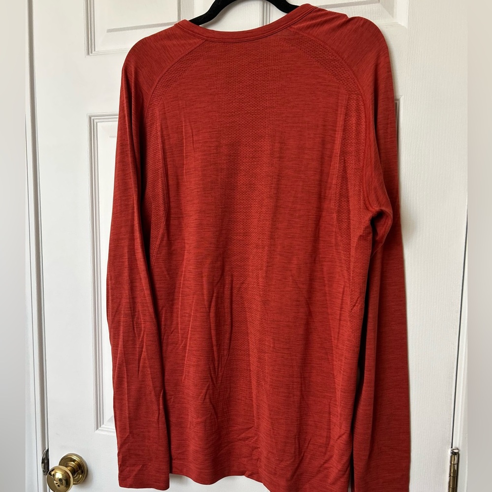 NWOT Lululemon Metal Vent Tech Henley - Magma/Flames - Picture 6 of 6